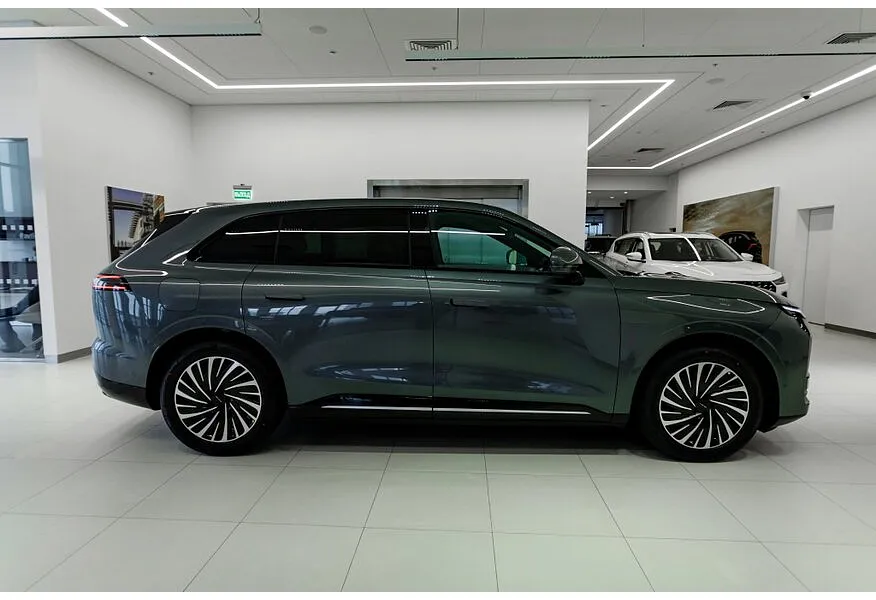 EXEED Exlantix ET 1.5 AT 4WD (469 л.с.) Зеленый в АВИЛОН. Слайд №4 EXEED Exlantix ET 1.5 AT 4WD (469 л.с.) Зеленый в АВИЛОН. Слайд №4