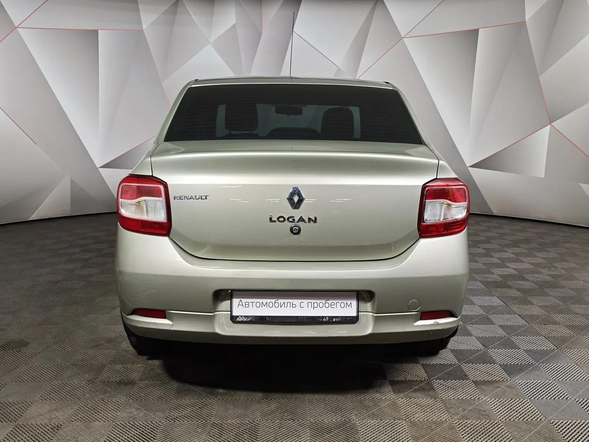 Renault Logan 1.6 MT (82 л.с.) Бежевый в АВИЛОН. Слайд №8