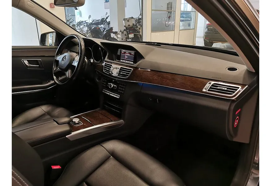 Mercedes-Benz E-Класс E 200 T BlueEfficiency 7G-Tronic Plus (184 л.с.) Серый в АВИЛОН. Слайд №13