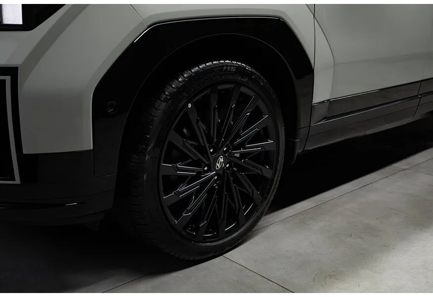 Hyundai Santa Fe 2.0 AT 4WD 7 seats (247 л.с.) Connoisseur Ultra Белый в АВИЛОН. Слайд №15