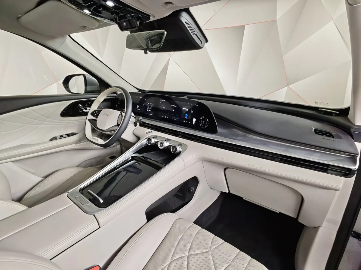 EXEED RX 2.0T DCT 4WD (249 л.с.) Platinum Серый в АВИЛОН. Слайд №13