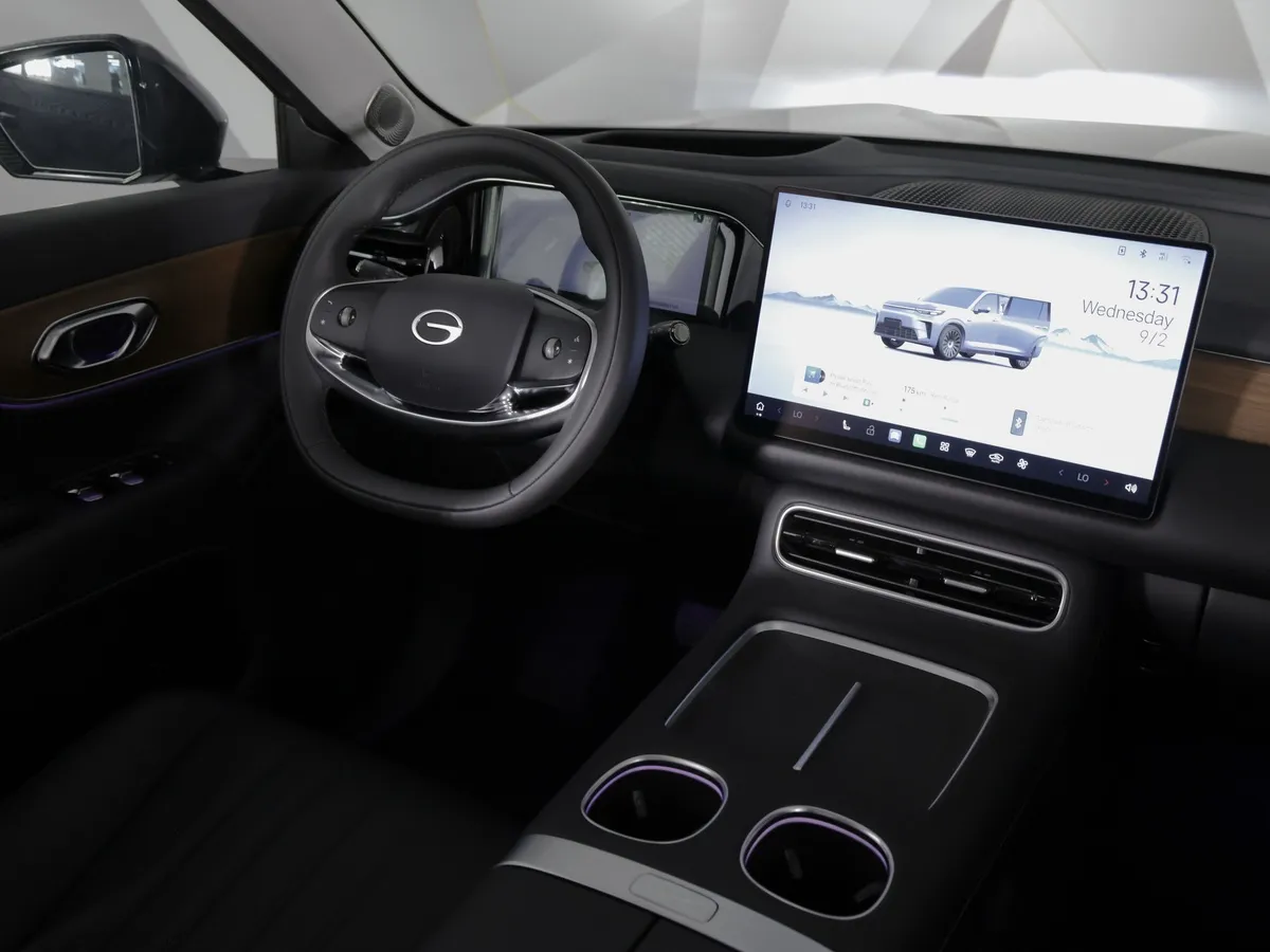 GAC S9 1.5h DHT 4WD (340 л.с.) Эс Икс Премиум Черный в АВИЛОН. Слайд №7