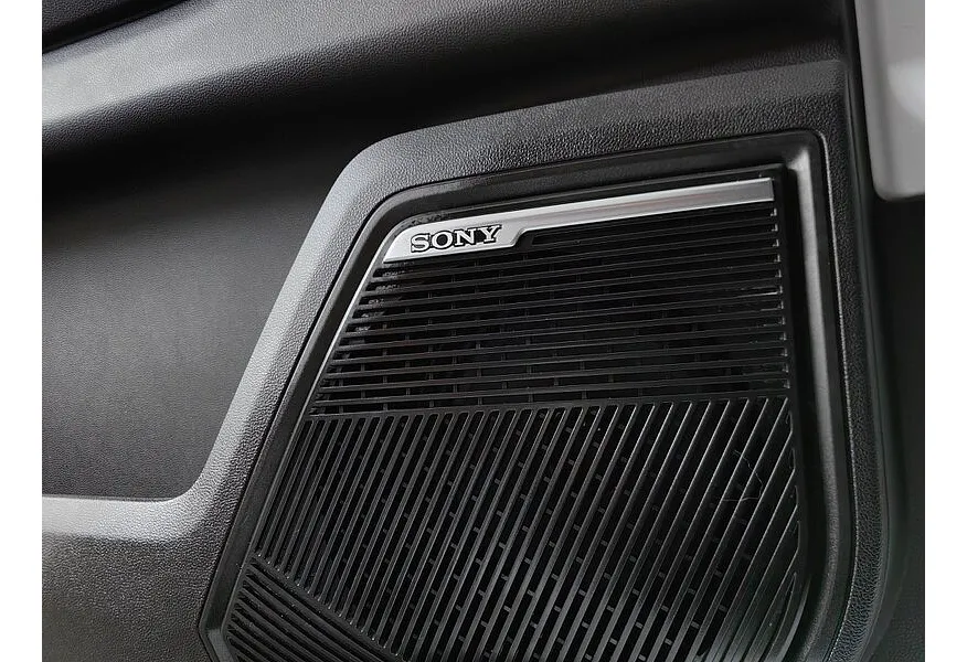 Jaecoo J7 1.6T 7DCT 4WD (186 л.с.) Supreme Белый в АВИЛОН. Слайд №24