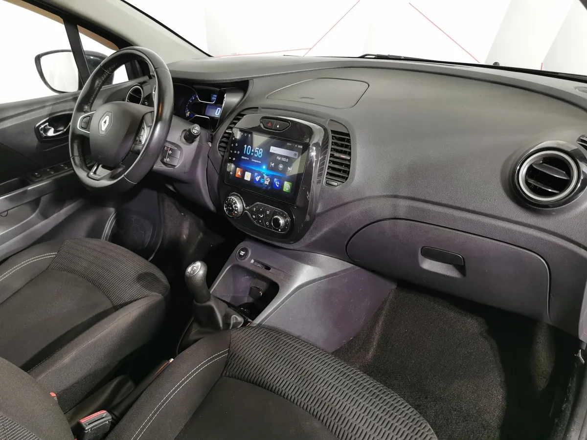 Renault Kaptur 1.6 MT (114 л.с.) Life Серый в АВИЛОН. Слайд №12