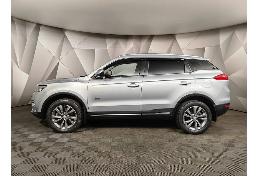 Geely Atlas 1.8 AT (184 л.с.) Luxe LED Серебристый в АВИЛОН. Слайд №5
