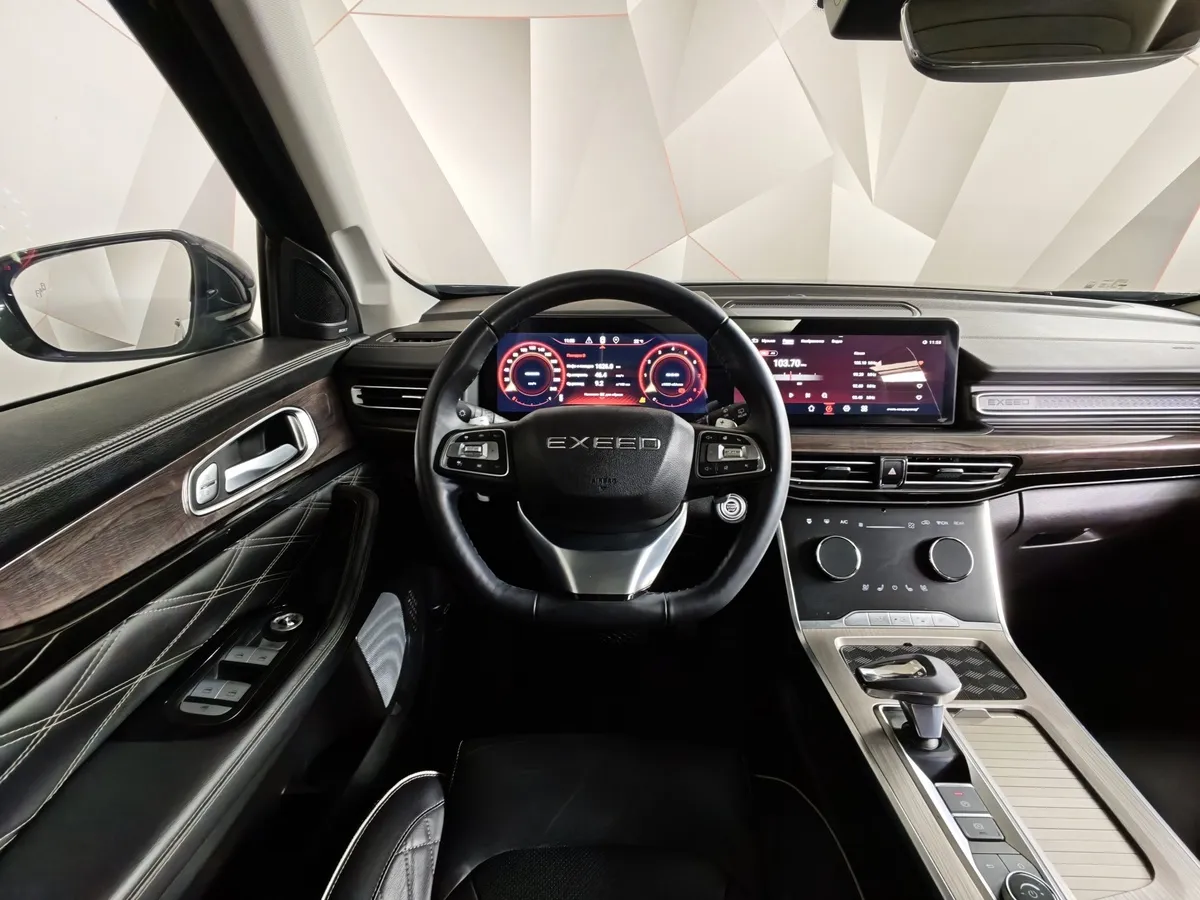 EXEED VX 2.0 AMT AWD (249 л.с.) President Черный в АВИЛОН. Слайд №15