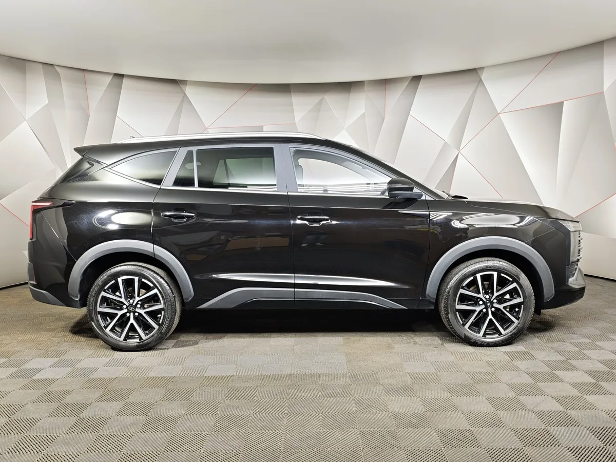 Москвич 8 1.5T DCT FWD (174 л.с.) Премиум Черный в АВИЛОН. Слайд №6