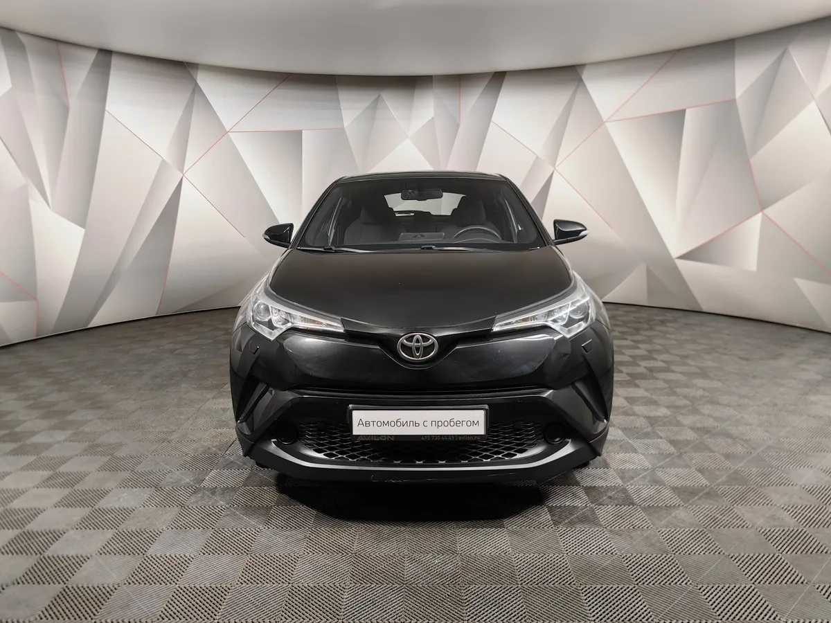 Toyota C-HR 1.2 MT (116 л.с.) Черный в АВИЛОН. Слайд №6