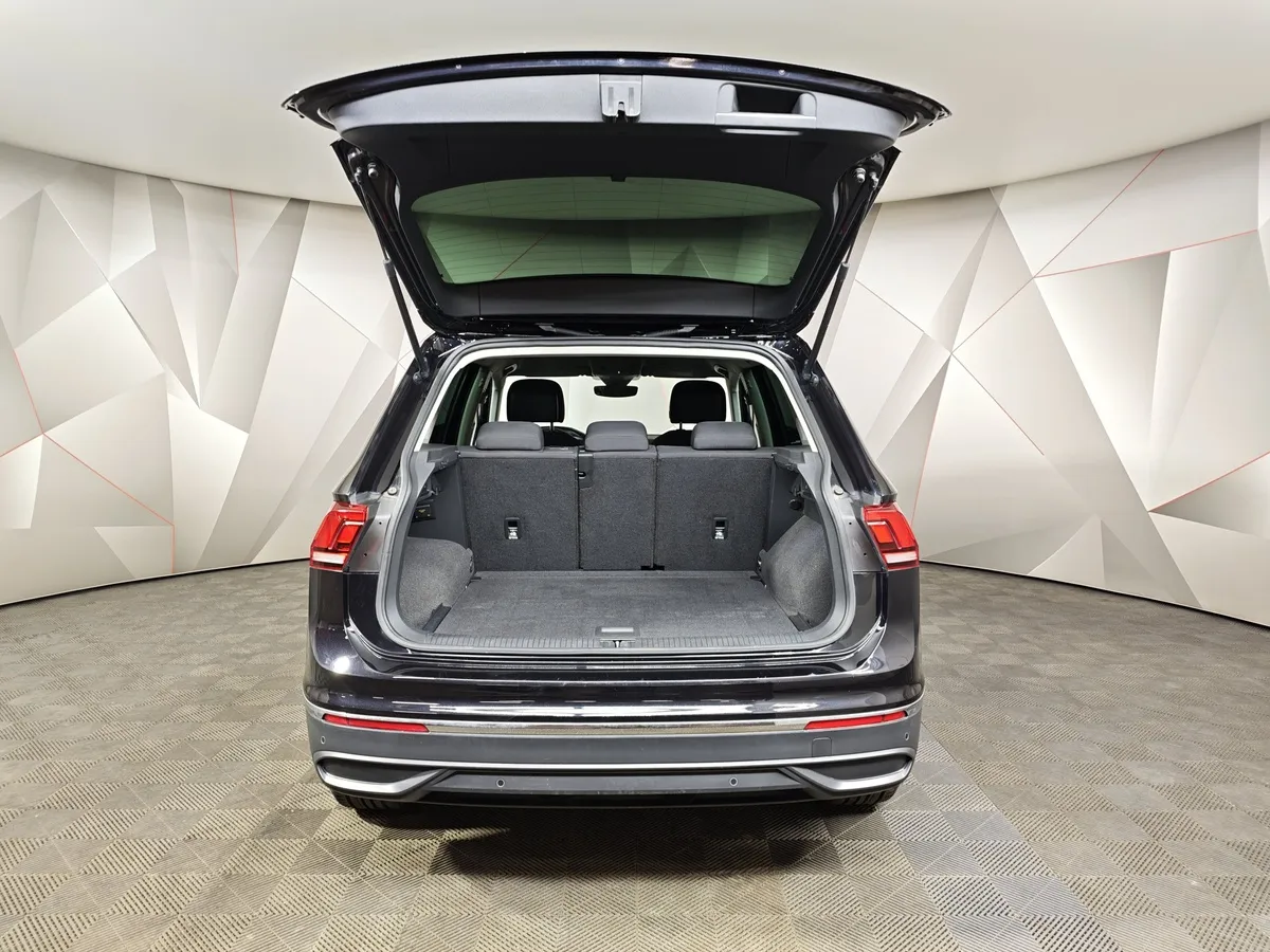 Volkswagen Tiguan 1.4 TSI 4Motion DSG (150 л.с.) Status Plus Черный в АВИЛОН. Слайд №12