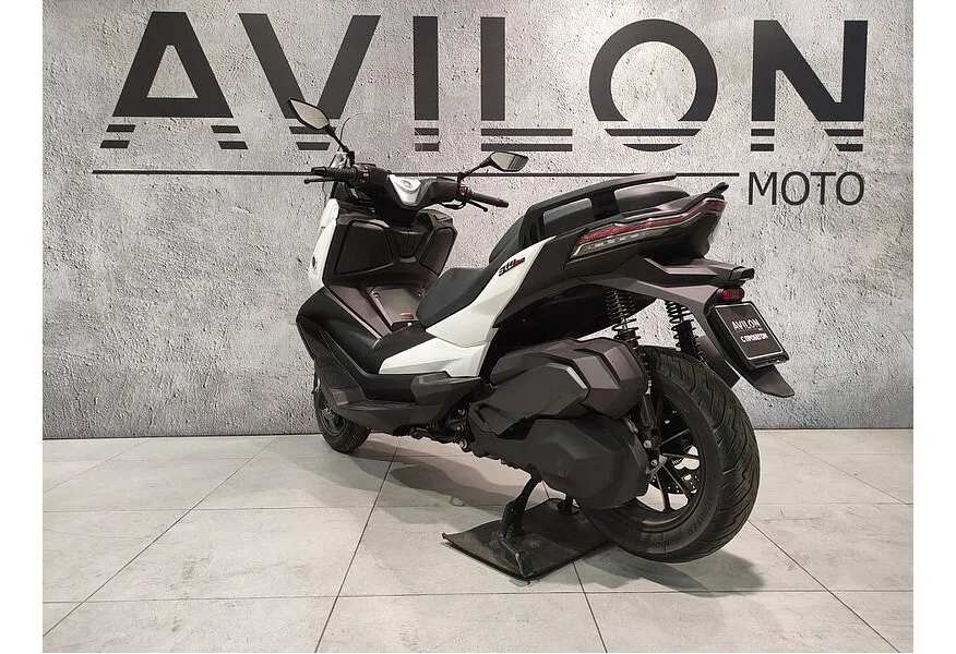 АВИЛОН - VOGE SR4 Max 350 см³ (28 л.с.) (28) 350 Белый - slide 4