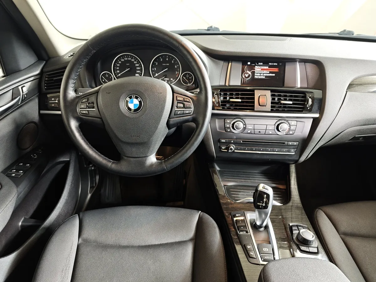 BMW X3 xDrive20i AT (184 л.с.) Базовая. Локальная сборка Черный в АВИЛОН. Слайд №13