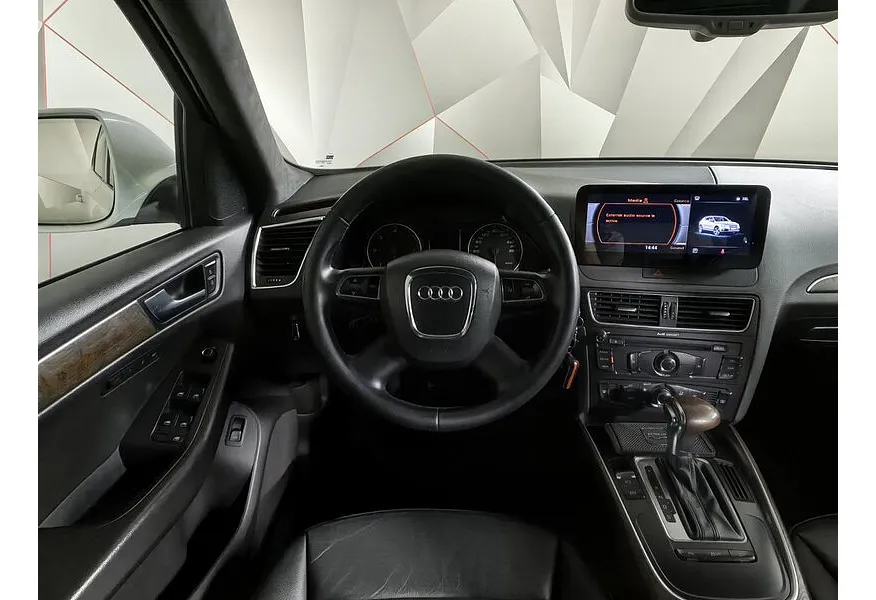 АВИЛОН - Audi Q5 2.0 TDI S tronic quattro (170 л.с.) Белый - slide 13