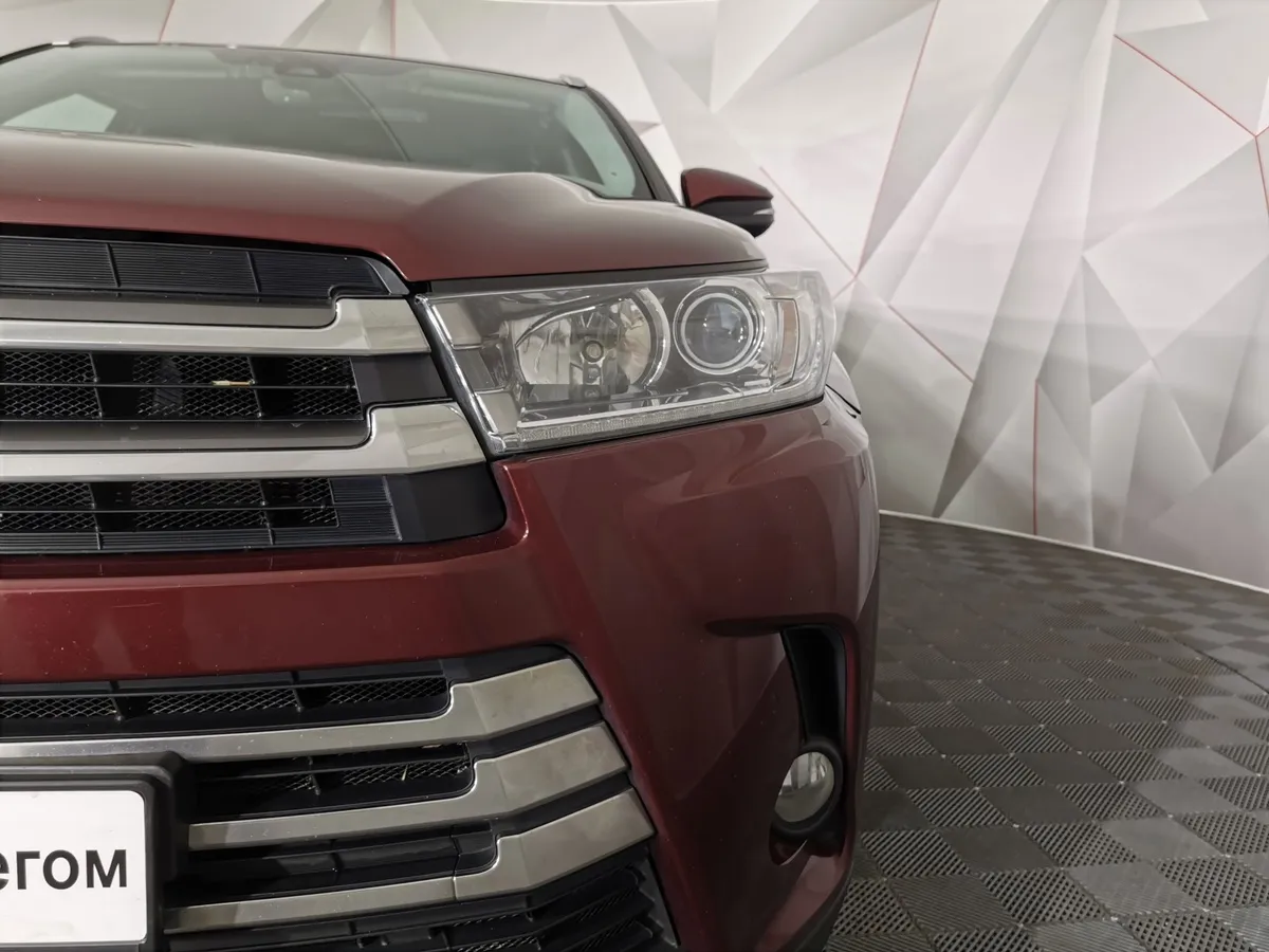 Toyota Highlander 3.5 AT AWD (249 л.с.) Престиж Красный в АВИЛОН. Слайд №10