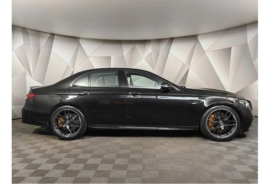 Mercedes-Benz E-Класс E 63 S AMG 4MATIC+ 9G-TRONIC (612 л.с.) Особая серия Черный в АВИЛОН. Слайд №6
