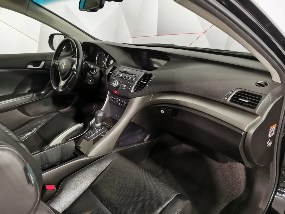Honda Accord Type S 2.4 AT (201 л.с.) Черный в АВИЛОН. Слайд №10
