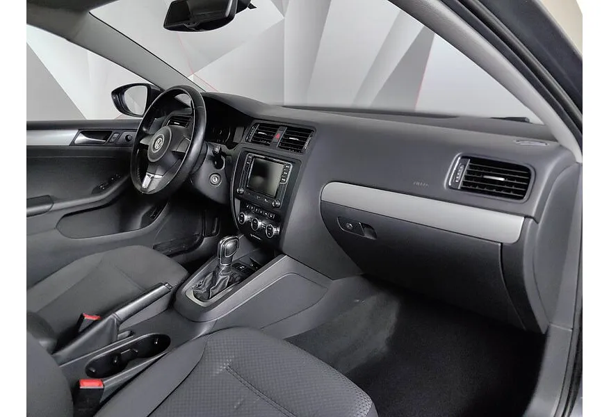 Volkswagen Jetta 1.6 AT (105 л.с.) Comfortline Серый в АВИЛОН. Слайд №13