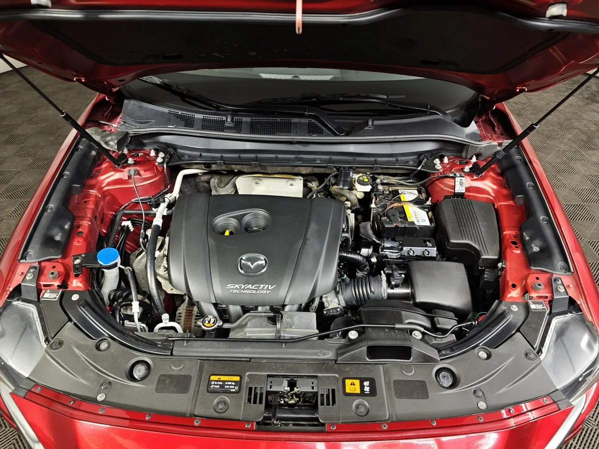 Mazda CX-5 2.5 AT AWD (194 л.с.) Active Красный в АВИЛОН. Слайд №10