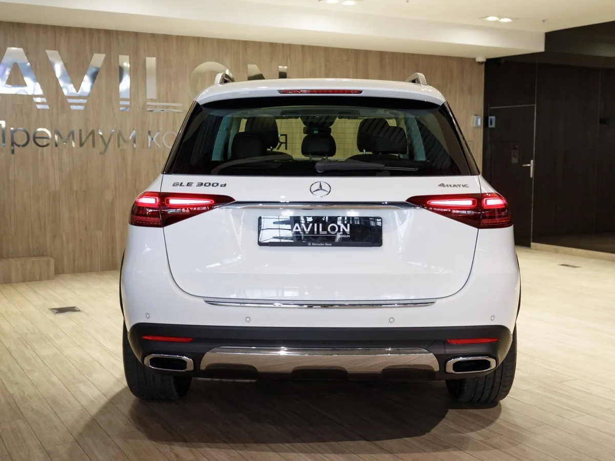 Mercedes-Benz GLE 300d 4MATIC 9G-TRONIC (269 л.с.) Белый в АВИЛОН. Слайд №4