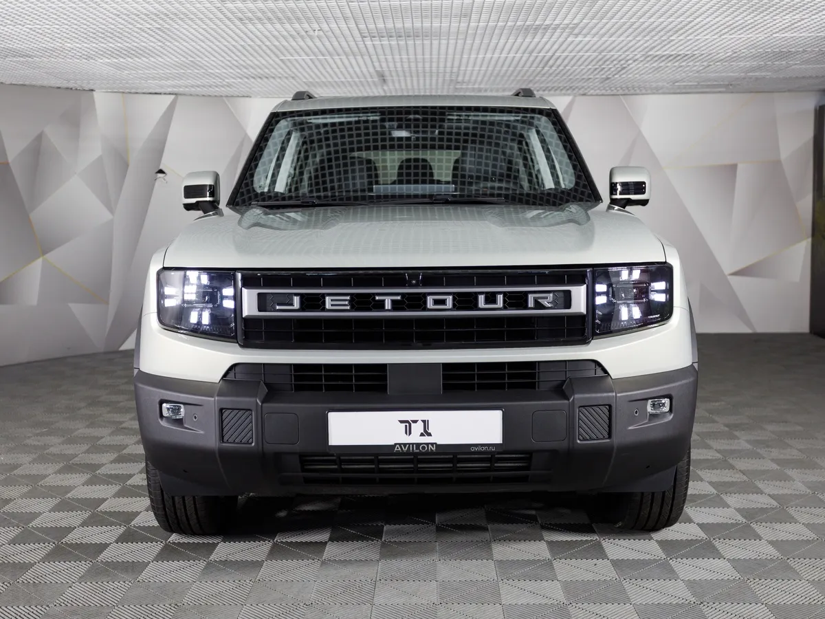 JETOUR T1 2.0T AT 4WD (245 л.с.) Luxury Золотой в АВИЛОН. Слайд №2
