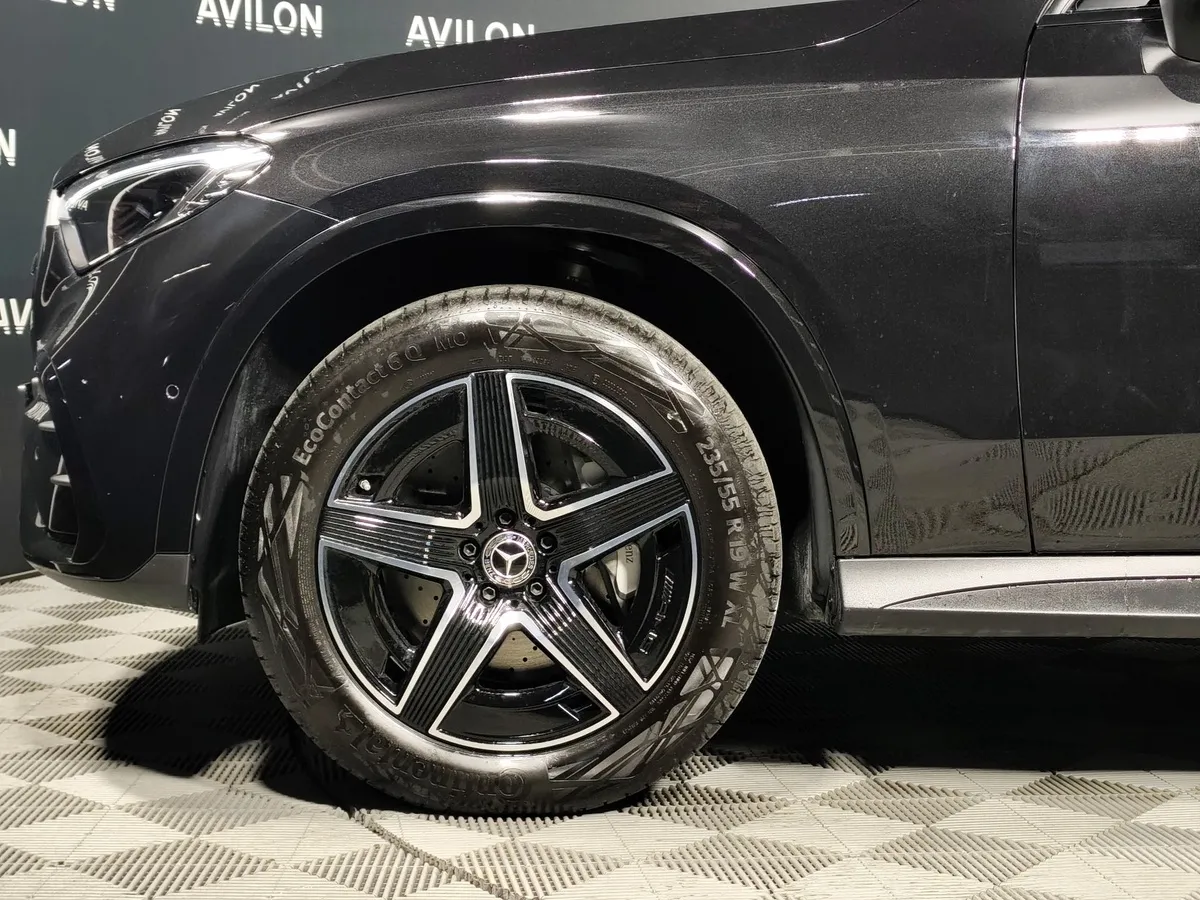 Mercedes-Benz GLC Купе 260 9G-TRONIC 4MATIC (204 л.с.) Черный в АВИЛОН. Слайд №14