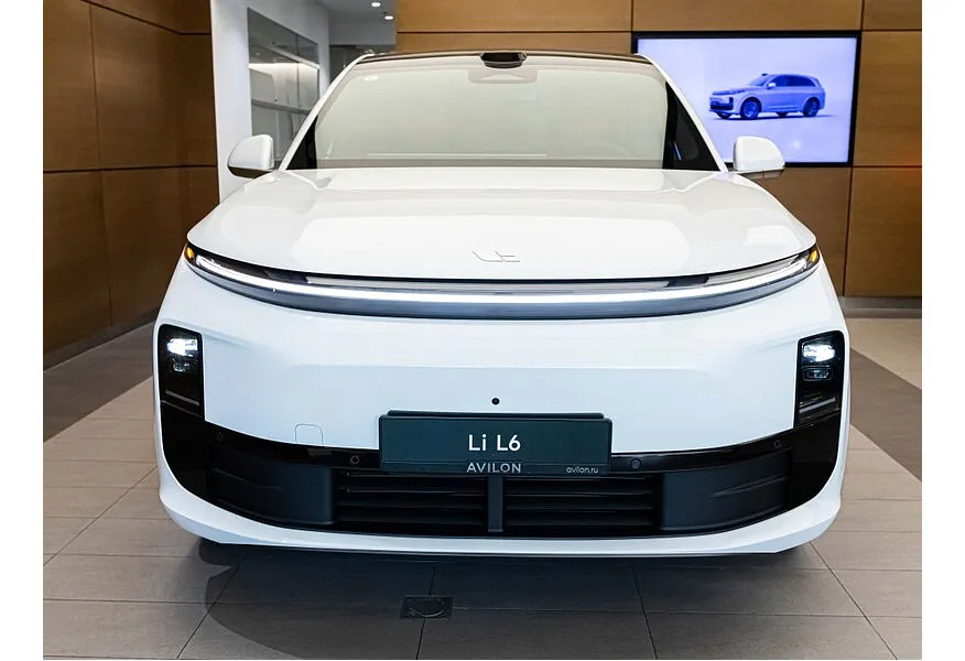 Li Auto L6 1.5 AT 4WD (150 л.с.) Max Белый в АВИЛОН. Слайд №3