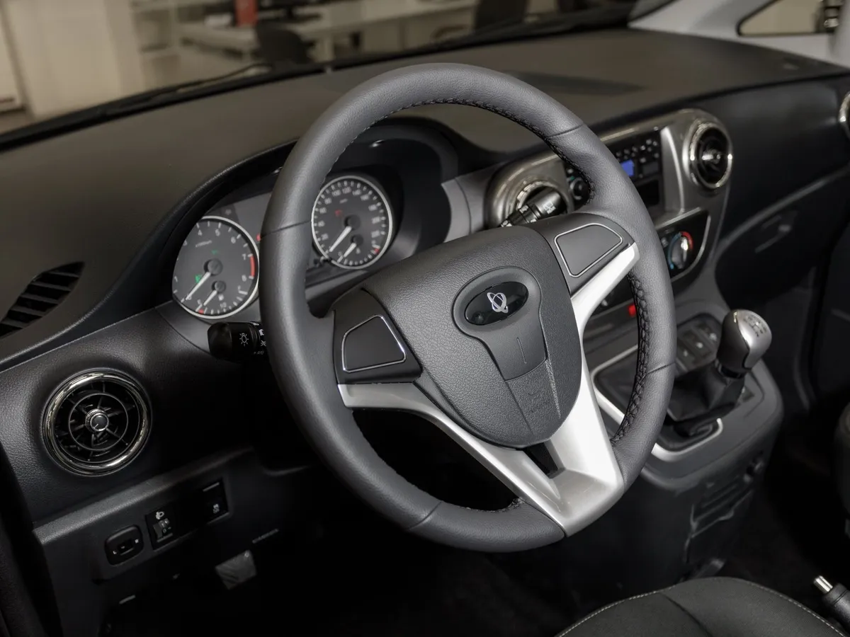 Sollers SF1 1.5 MT (136 л.с.) Серебристый в АВИЛОН. Слайд №9