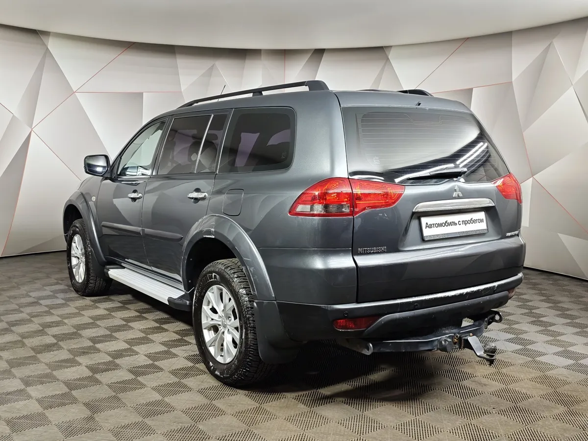 Mitsubishi Pajero Sport 2.5 DI-D AT AWD (178 л.с.) Серый в АВИЛОН. Слайд №4