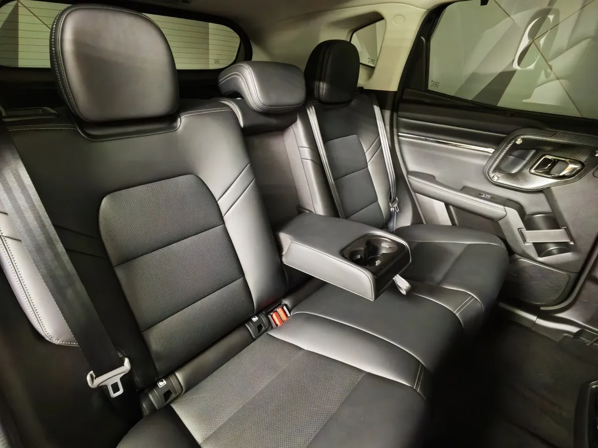 Haval PRO H7 2.0T 7DCT 4WD (192 л.с.) Tech Plus Черный в АВИЛОН. Слайд №17
