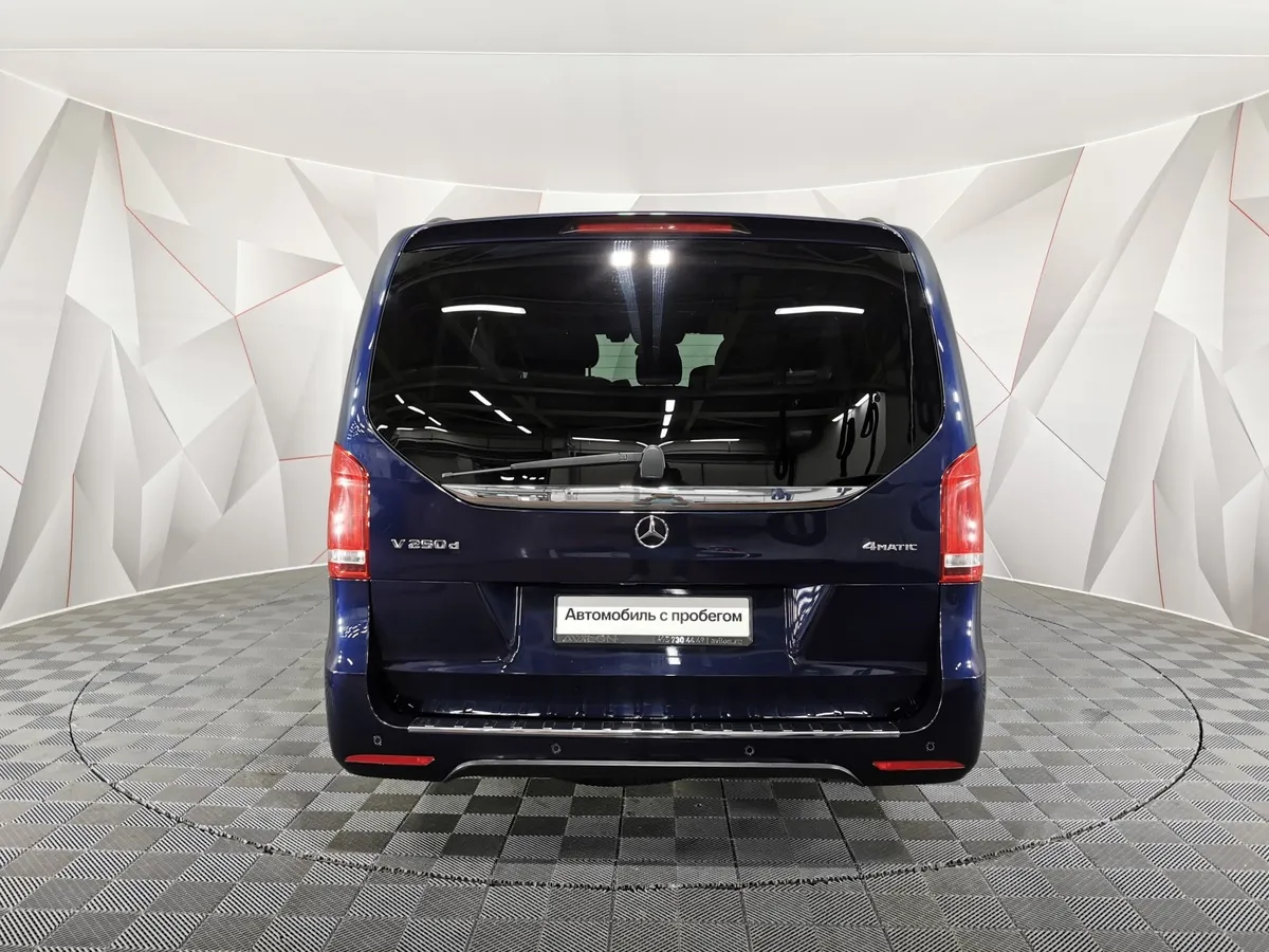 Mercedes-Benz V-Класс V 250 BlueTEC 7G-Tronic Plus 4x4 (190 л.с.) AMG Line Синий в АВИЛОН. Слайд №8