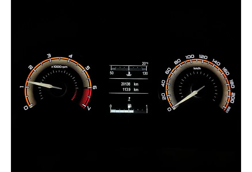 ВАЗ (Lada) Vesta 1.6 MT (106 л.с.) Белый в АВИЛОН. Слайд №17