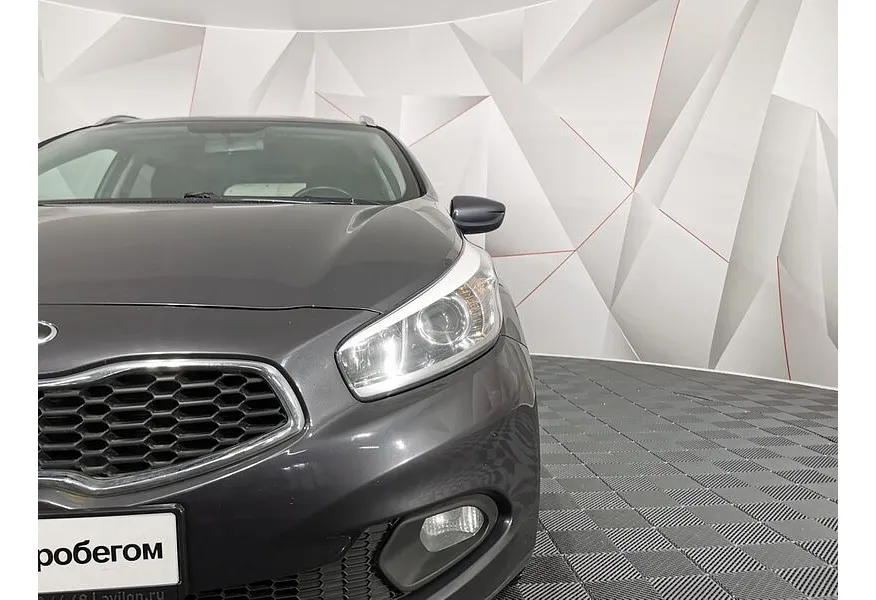 Kia Ceed 1.6 AT (130 л.с.) Classic Серый в АВИЛОН. Слайд №10