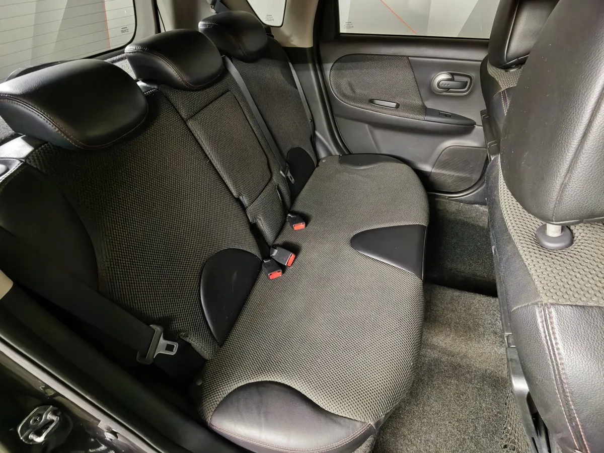 Nissan Note 1.6 AT (110 л.с.) Черный в АВИЛОН. Слайд №17