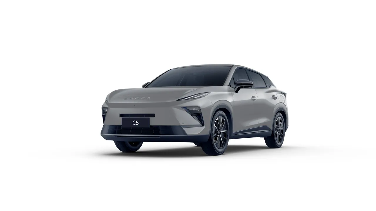 АВИЛОН - Omoda C5 1.5T DCT AWD (147 л.с.) Стиль Серебристый - slide 10259940