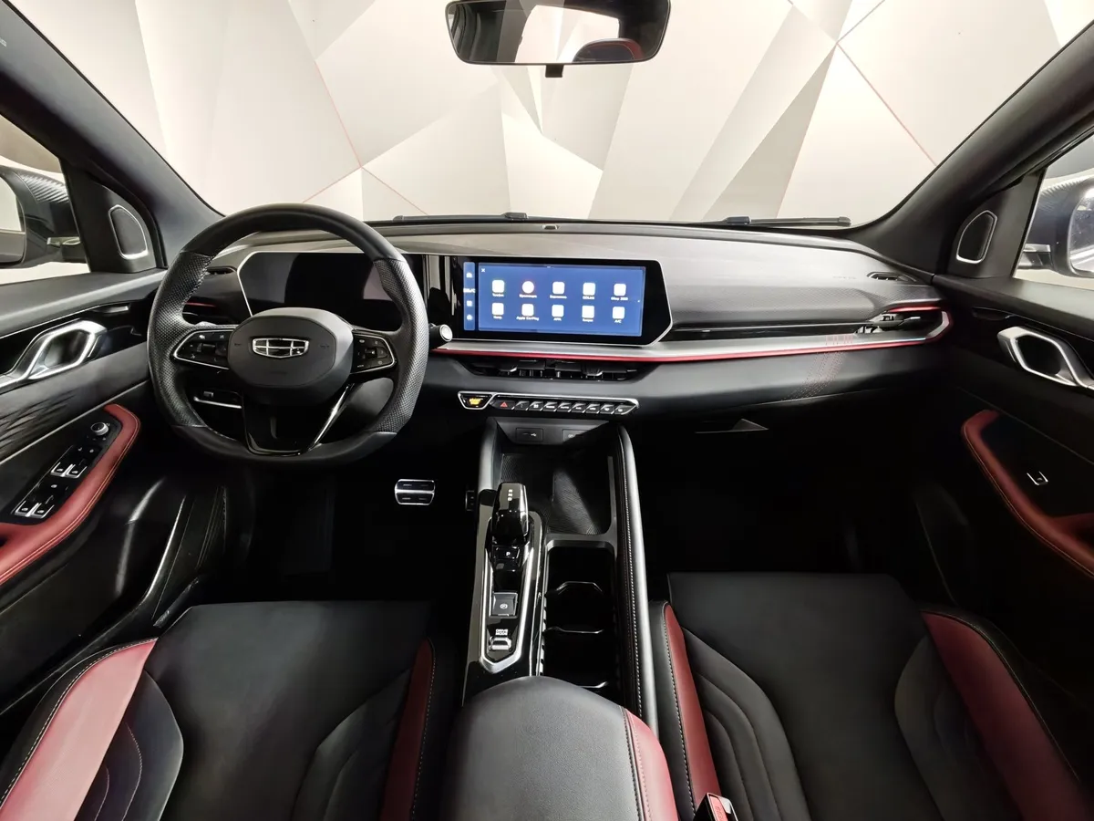 Geely Coolray 1.5T 7DCT 2WD (150 л.с.) Flagship Sport Серый в АВИЛОН. Слайд №14