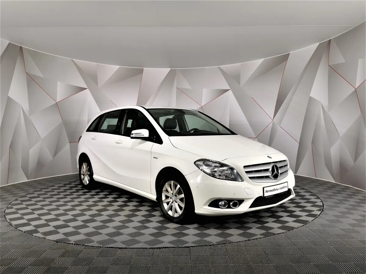 Mercedes-Benz B-Класс B 200 BlueEfficiency 7G-DCT (156 л.с.) Белый в АВИЛОН. Слайд №3