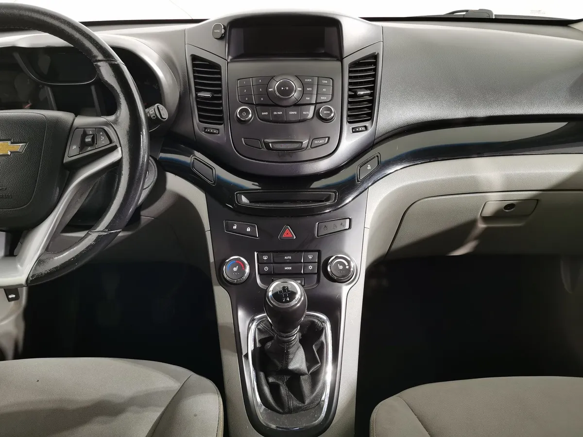 Chevrolet Orlando 1.8 MT (141 л.с.) Белый в АВИЛОН. Слайд №14