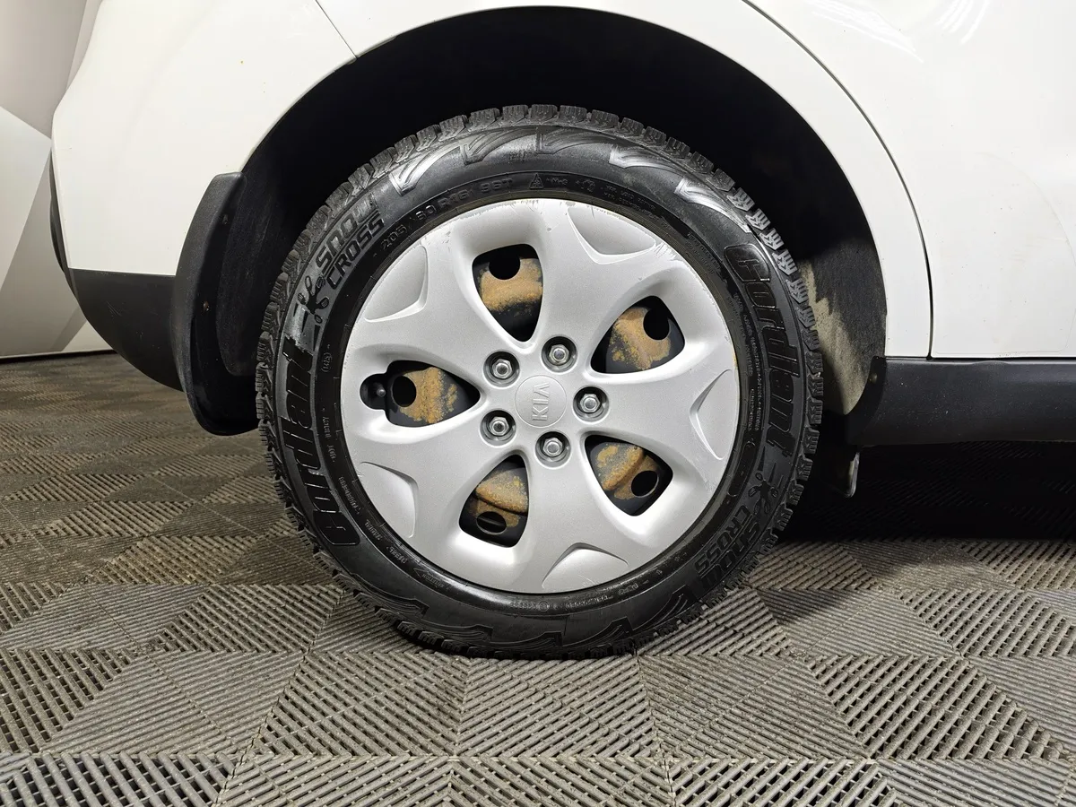 Kia Soul 1.6 AT (124 л.с.) Белый в АВИЛОН. Слайд №9