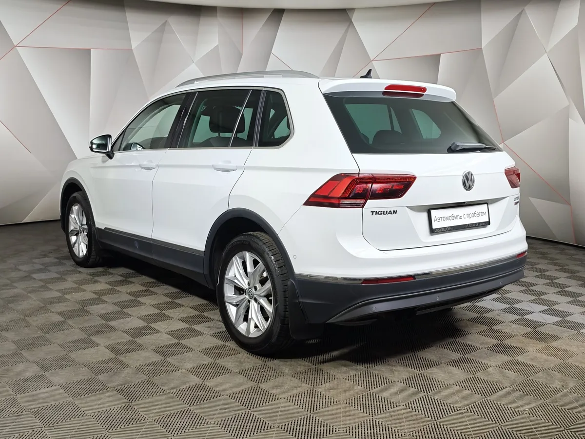 Volkswagen Tiguan 2.0 TSI 4Motion AT (180 л.с.) Status Белый в АВИЛОН. Слайд №4