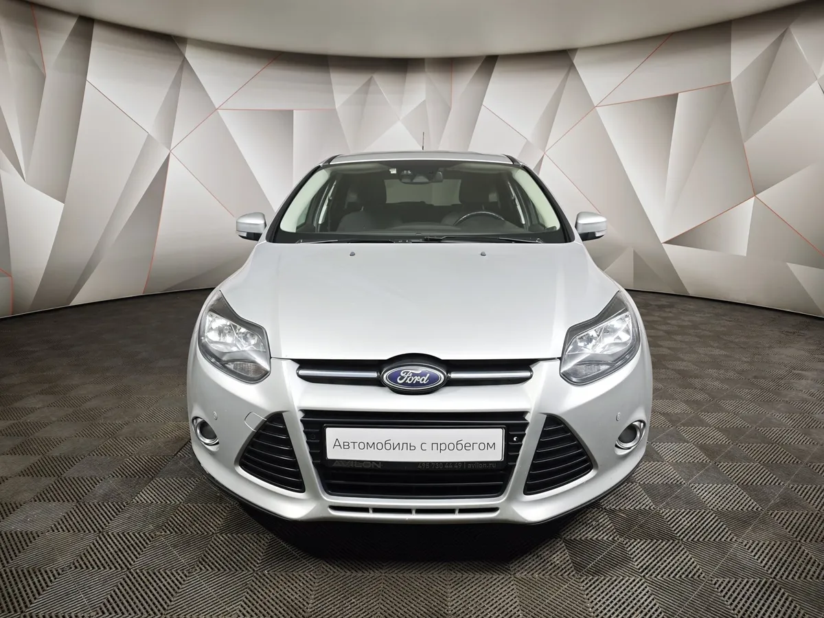 Ford Focus 1.6 PowerShift (125 л.с.) Titanium Серебристый в АВИЛОН. Слайд №7