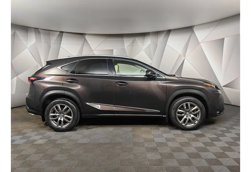 Lexus NX 200t АТ AWD (238 л.с.) Бежевый в АВИЛОН. Слайд №4