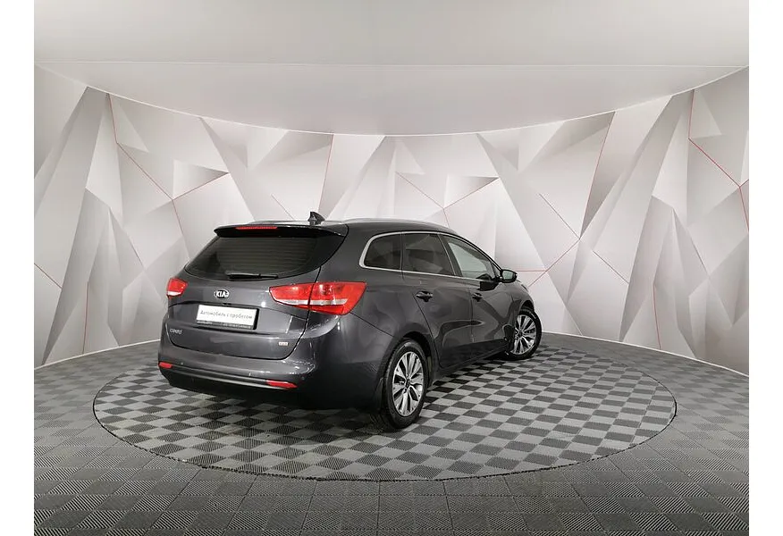 Kia Ceed 1.6 DCT (135 л.с.) Prestige Серый в АВИЛОН. Слайд №2