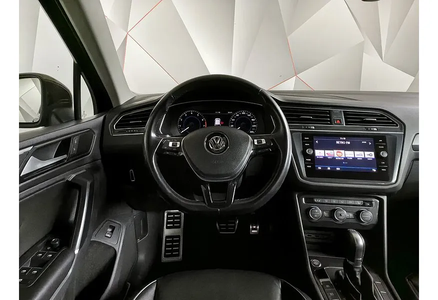 Volkswagen Tiguan 2.0 TSI 4Motion DSG (180 л.с.) Highline Коричневый в АВИЛОН. Слайд №13