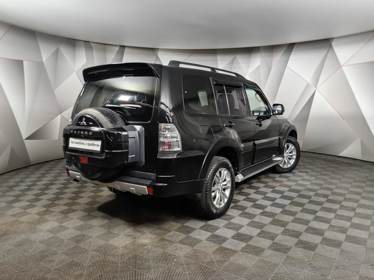 Mitsubishi Pajero 3.0 AT AWD (178 л.с.) Черный в АВИЛОН. Слайд №2