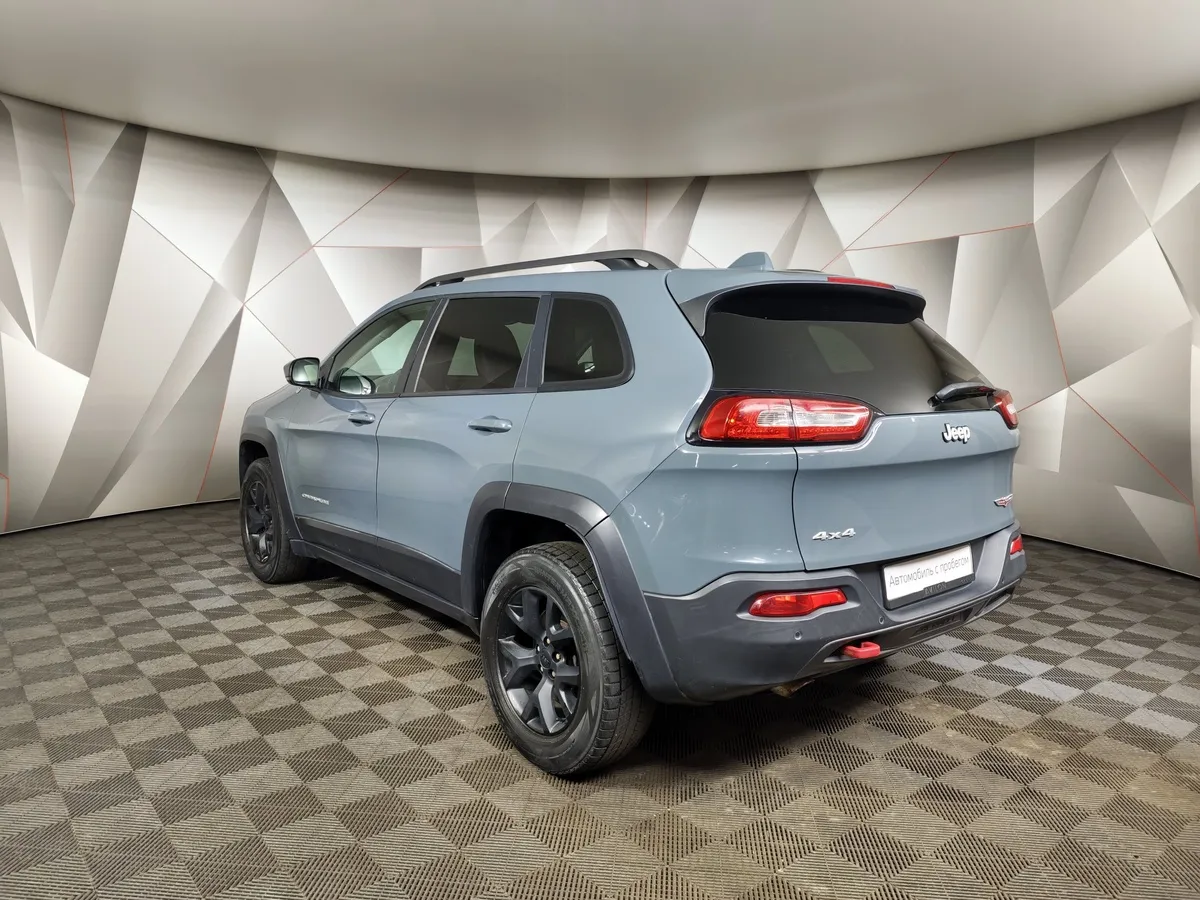 Jeep Cherokee 2.4 Tigershark Multiair AT AWD (177 л.с.) Sport Зеленый в АВИЛОН. Слайд №4