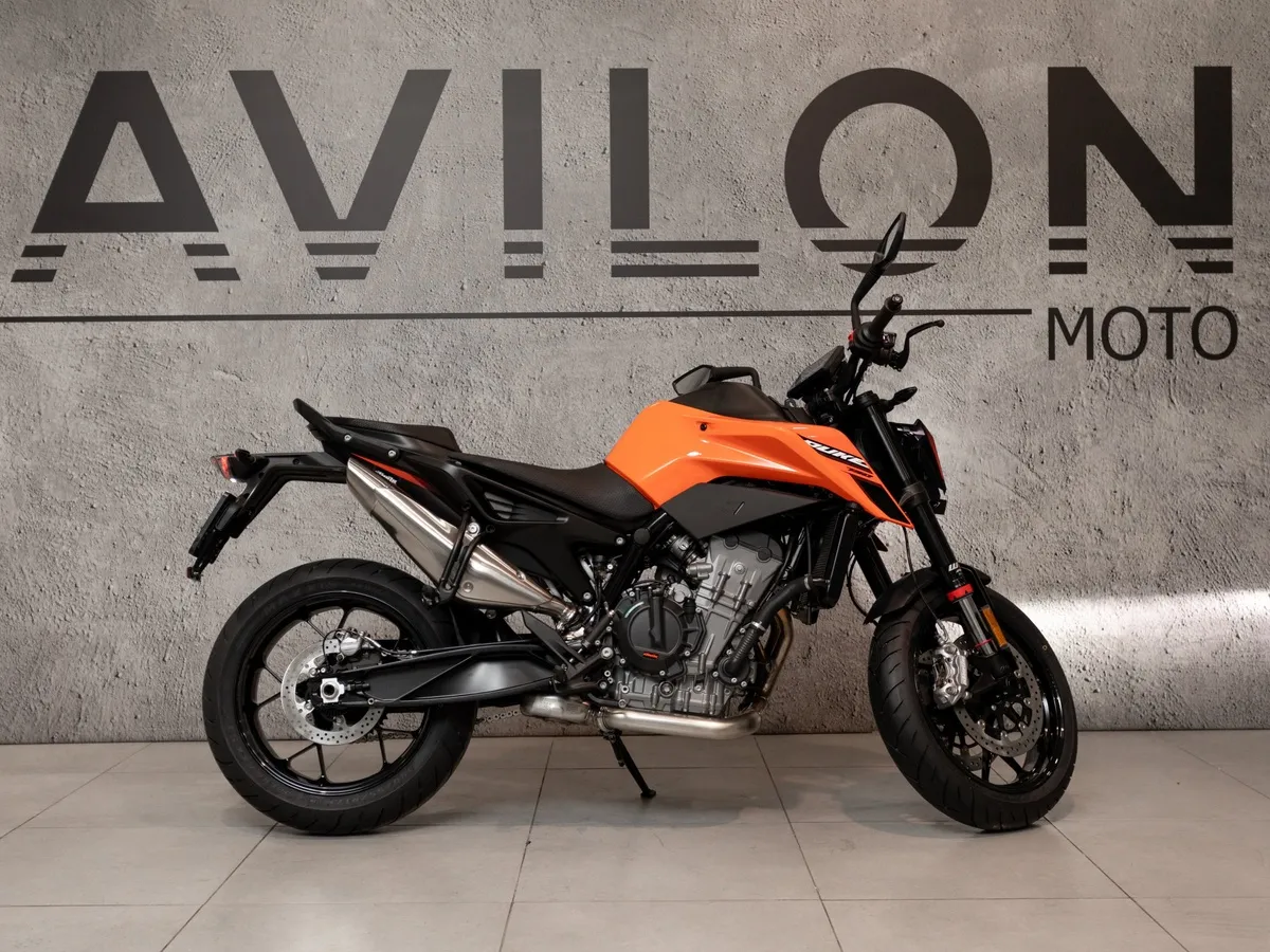 KTM 790 Duke 799 см³ (95 л.с.) 799 Оранжевый в АВИЛОН. Слайд №4 KTM 790 Duke 799 см³ (95 л.с.) 799 Оранжевый в АВИЛОН. Слайд №4