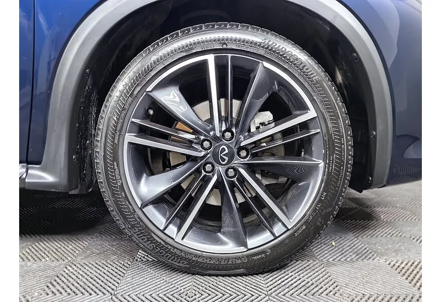 АВИЛОН - Infiniti QX55 2.0 CVT AWD (249 л.с.) - slide 17