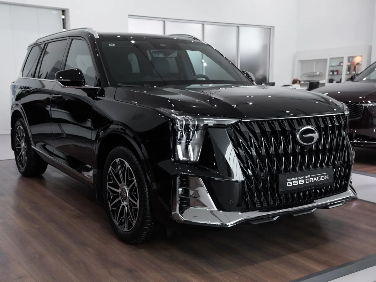 GAC GS8 2.0T 4WD (231 л.с.) GX Premium Черный в АВИЛОН. Слайд №2