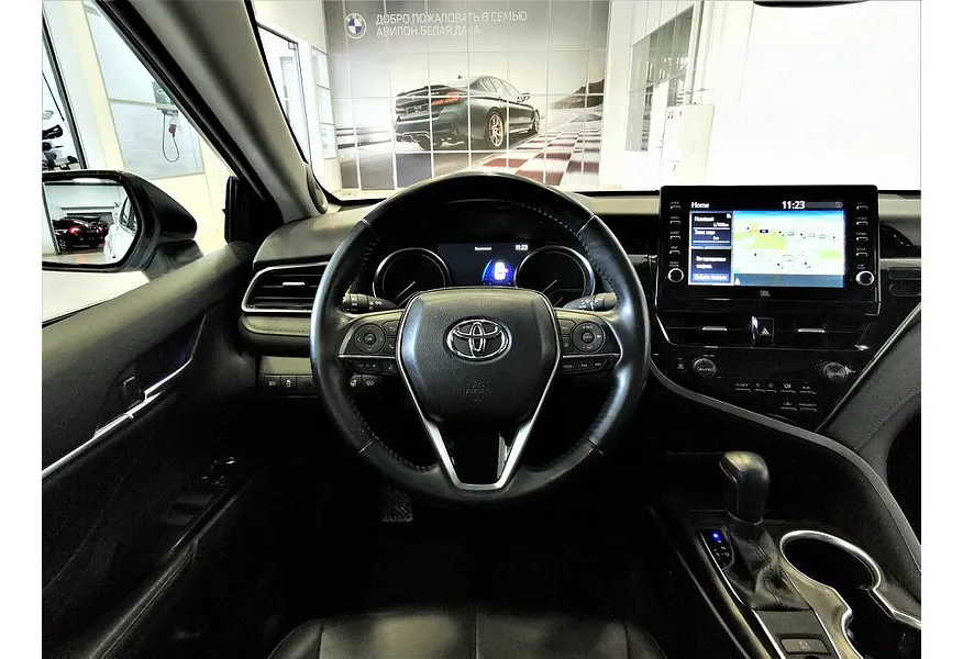 Toyota Camry 2.5 AT (200 л.с.) Белый в АВИЛОН. Слайд №19