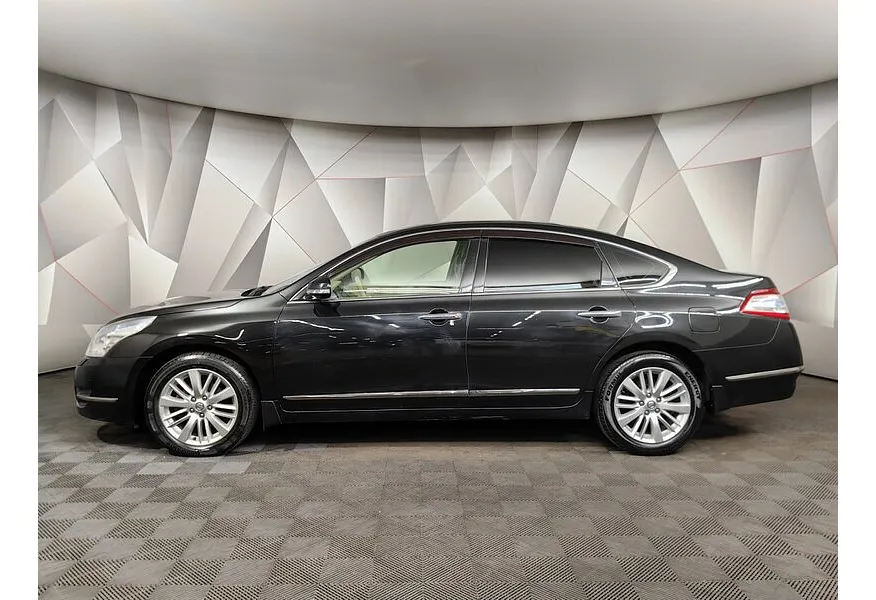 LIVE. Слайд №3