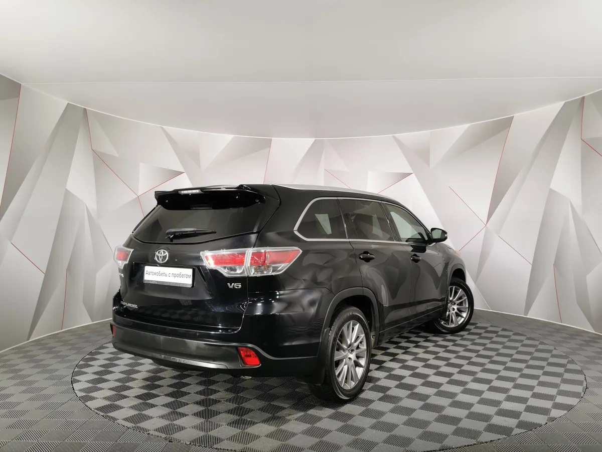 Toyota Highlander 3.5 AT AWD (249 л.с.) Престиж Черный в АВИЛОН. Слайд №2